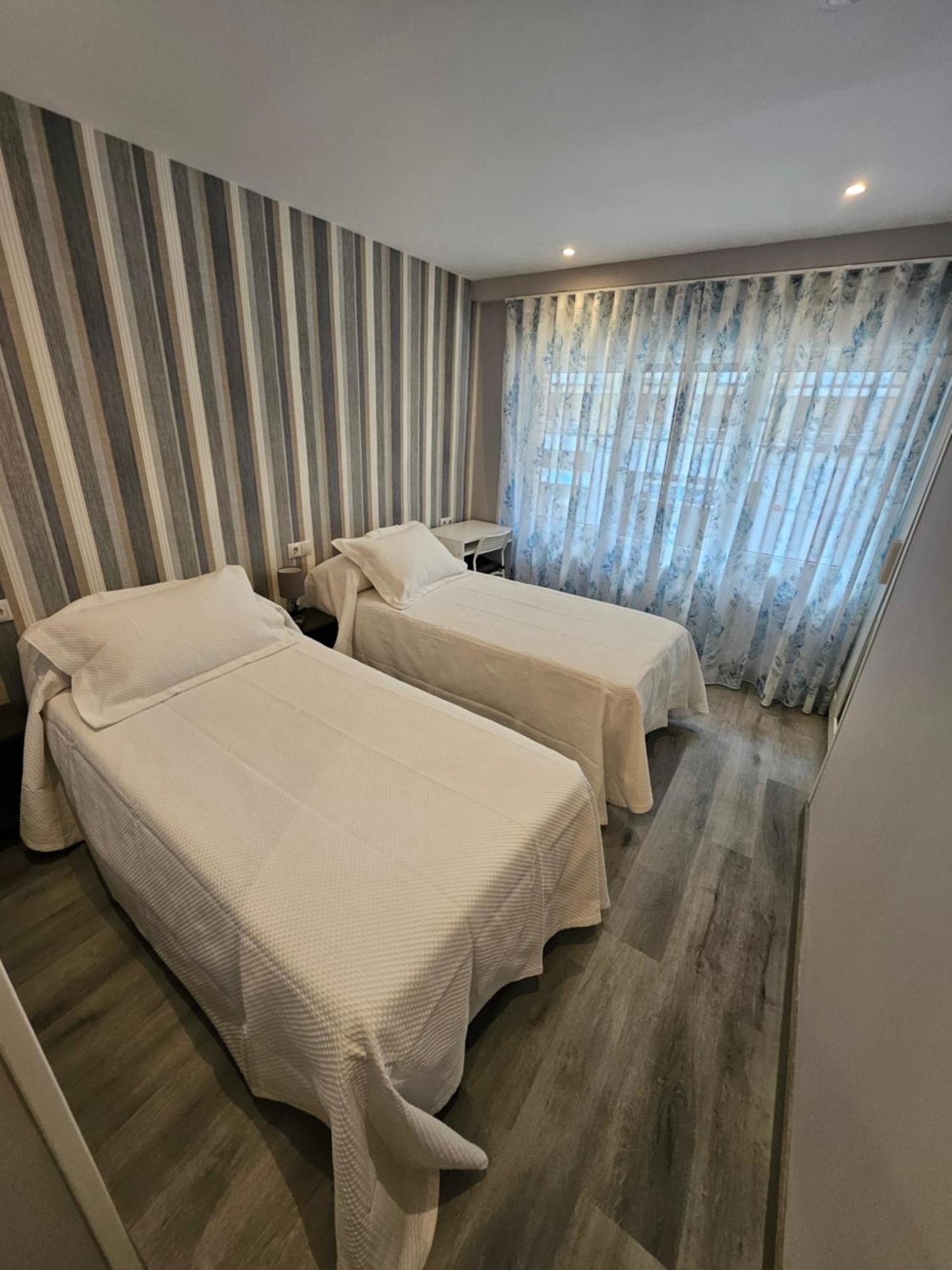 Hostal Foncalada Oviedo Luaran gambar