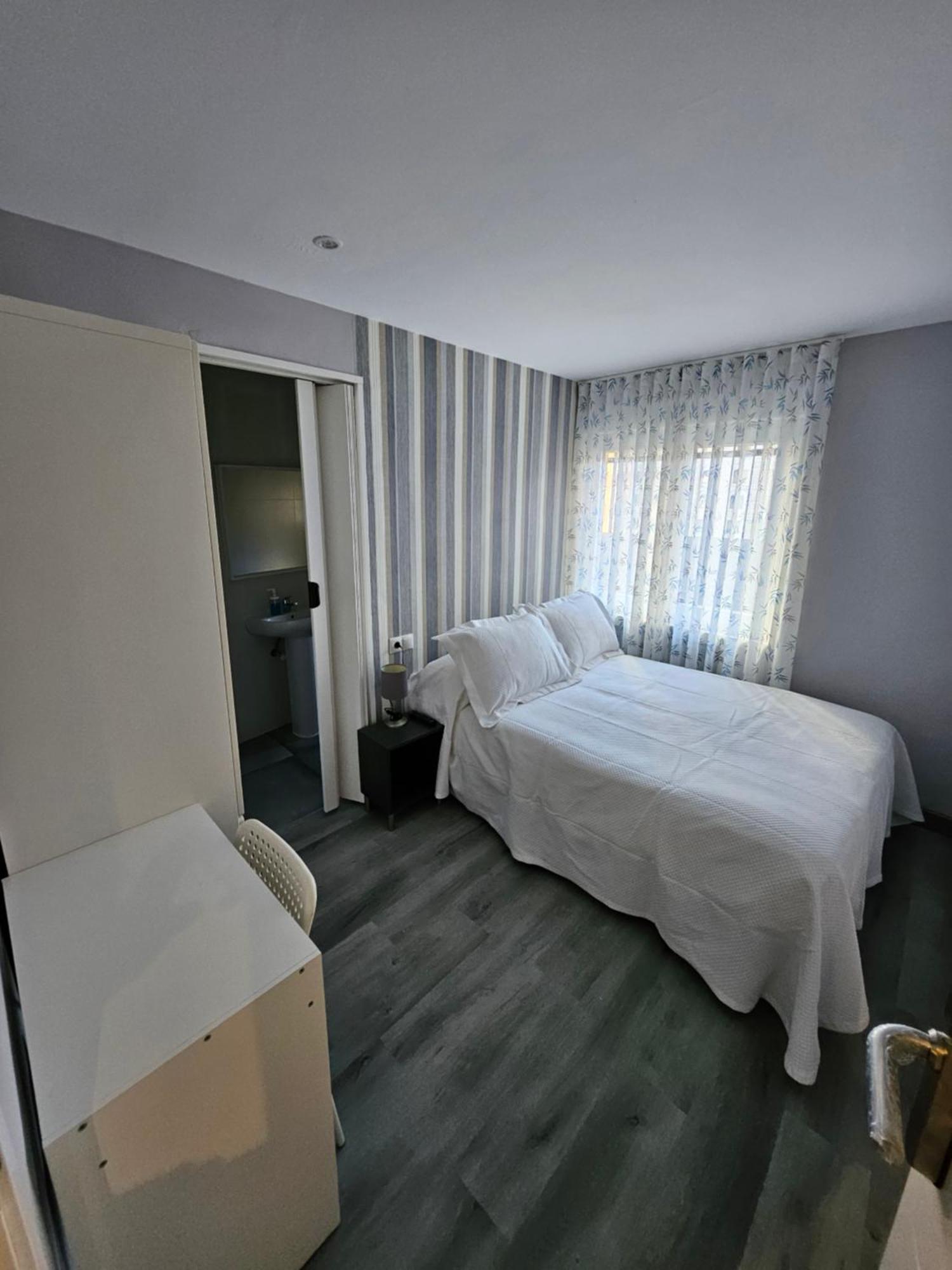 Hostal Foncalada Oviedo Luaran gambar