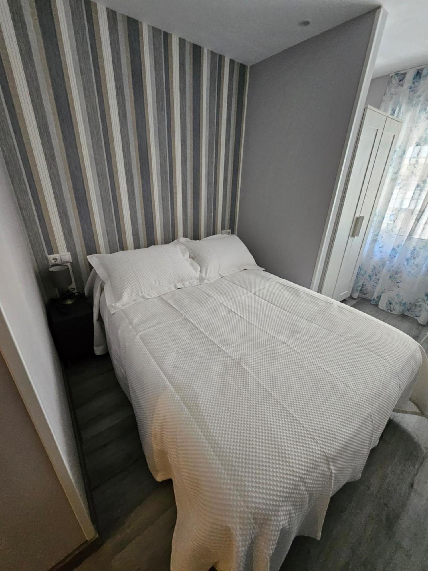 Hostal Foncalada Oviedo Luaran gambar