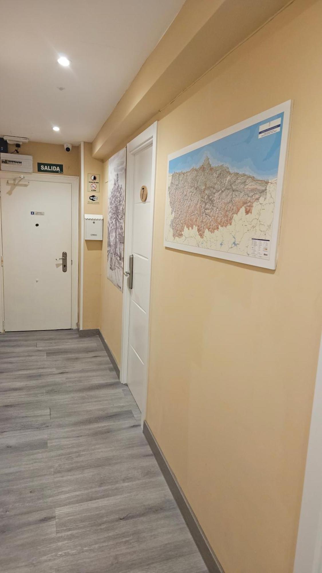Hostal Foncalada Oviedo Luaran gambar